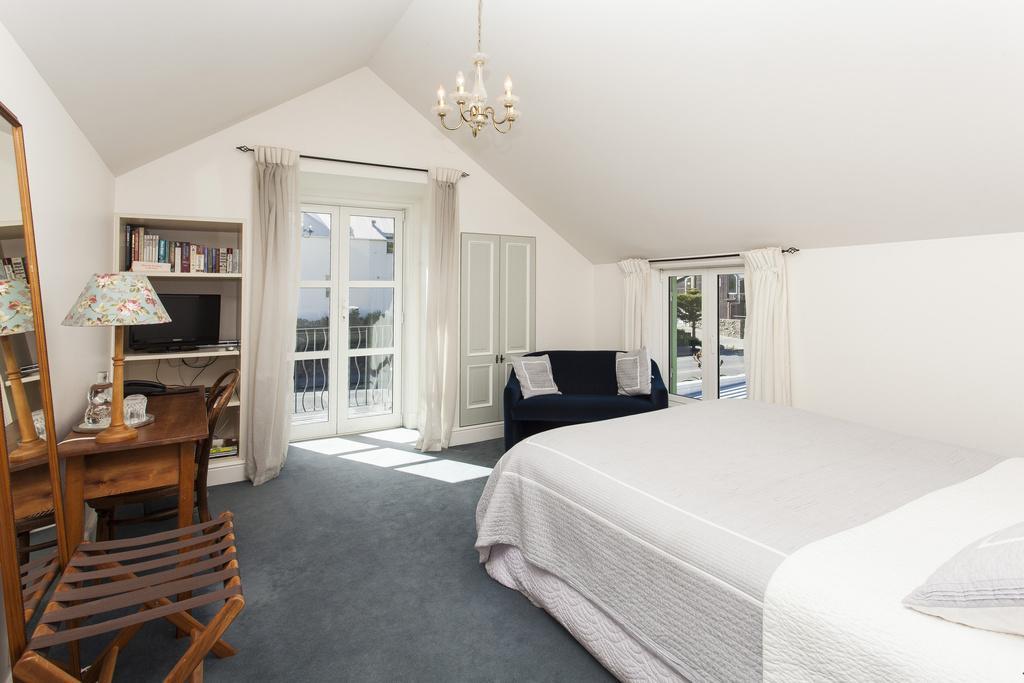 Le Petit Hotel Christchurch Zewnętrze zdjęcie